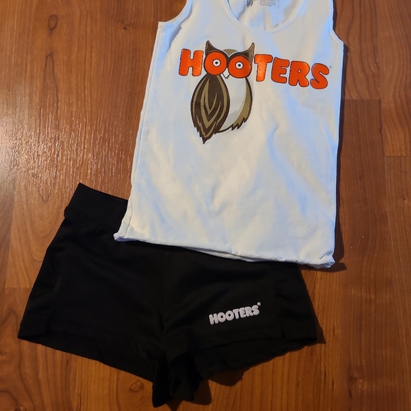 Hooter's uniform set top xxs and shorts xxxs - Picture 6 of 11